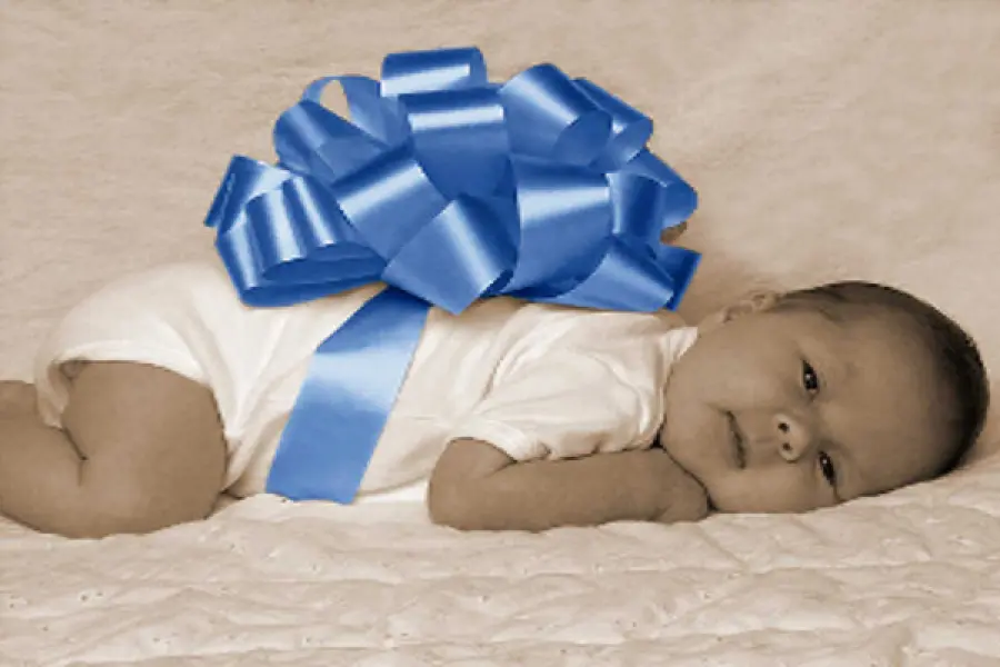 Cosa regalare a una neo mamma