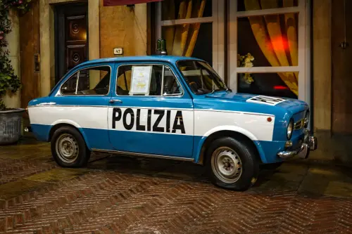 Isernia, dopo oltre 60 anni torna dalla Polizia per dire grazie
